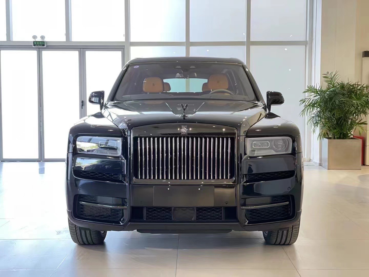 {足球投注}(库里南属于什么档次的车)